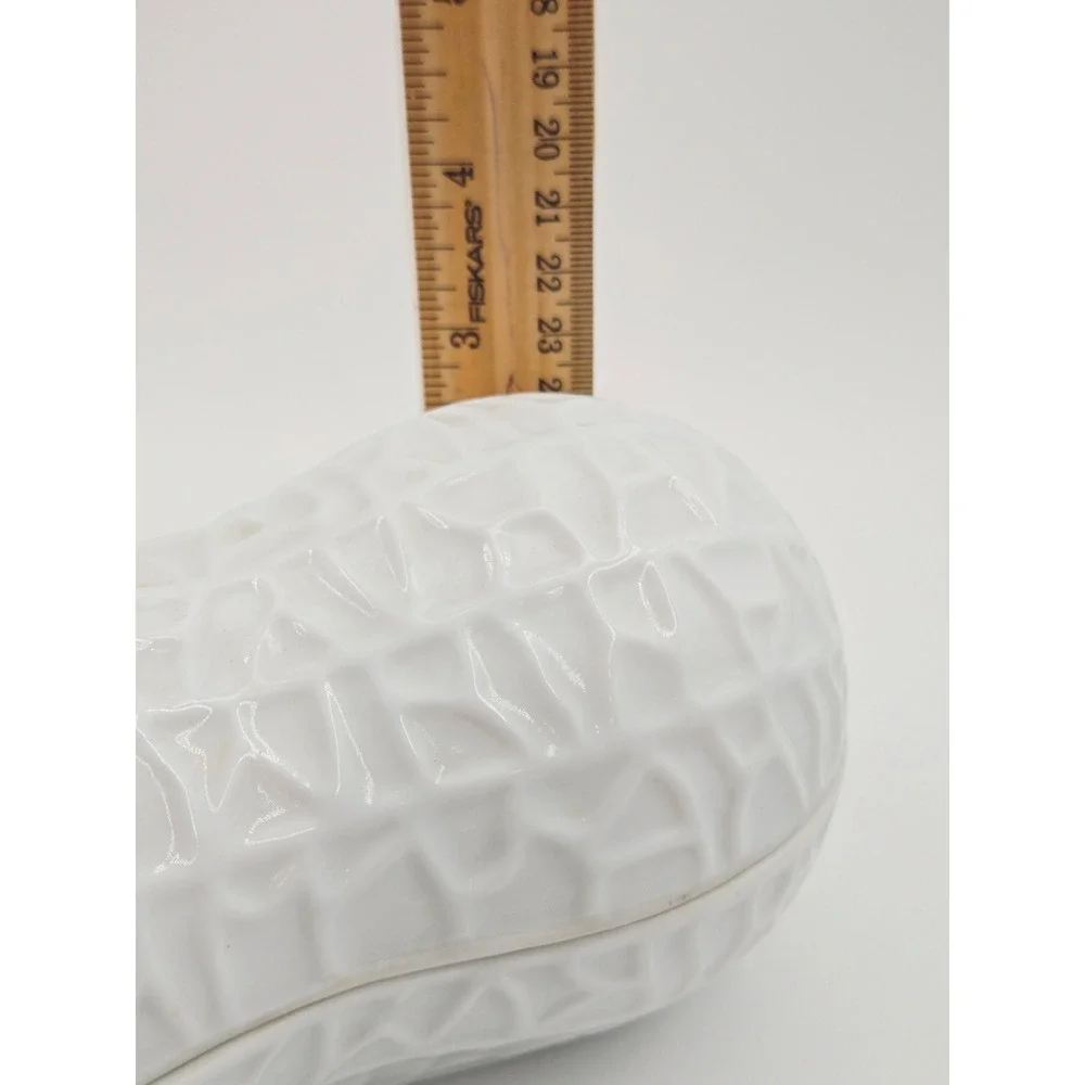 Schmid Design Folio White Ceramic Peanut Lidded Trinket Candy Dish Box 6.5